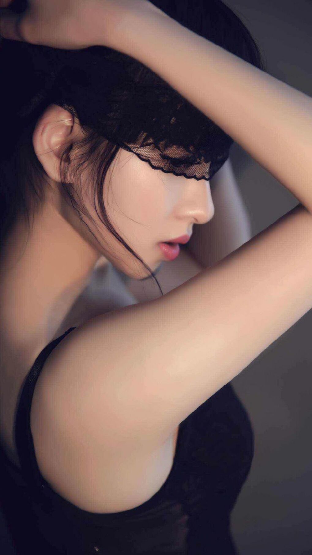沙尘与泥泞中的王者争霸：WRC最艰难赛段全景剖析
