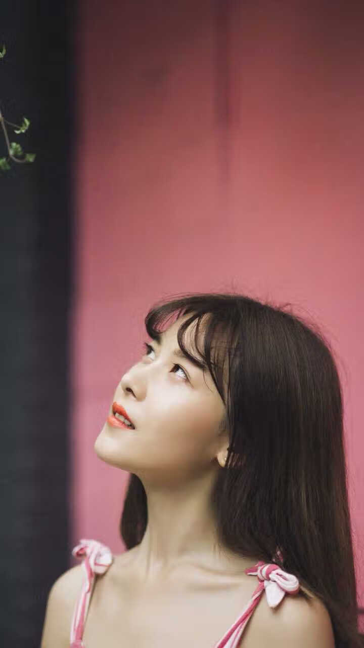 跨界合作：足球与科技、娱乐的结合新模式，足球跨球基本技术要领