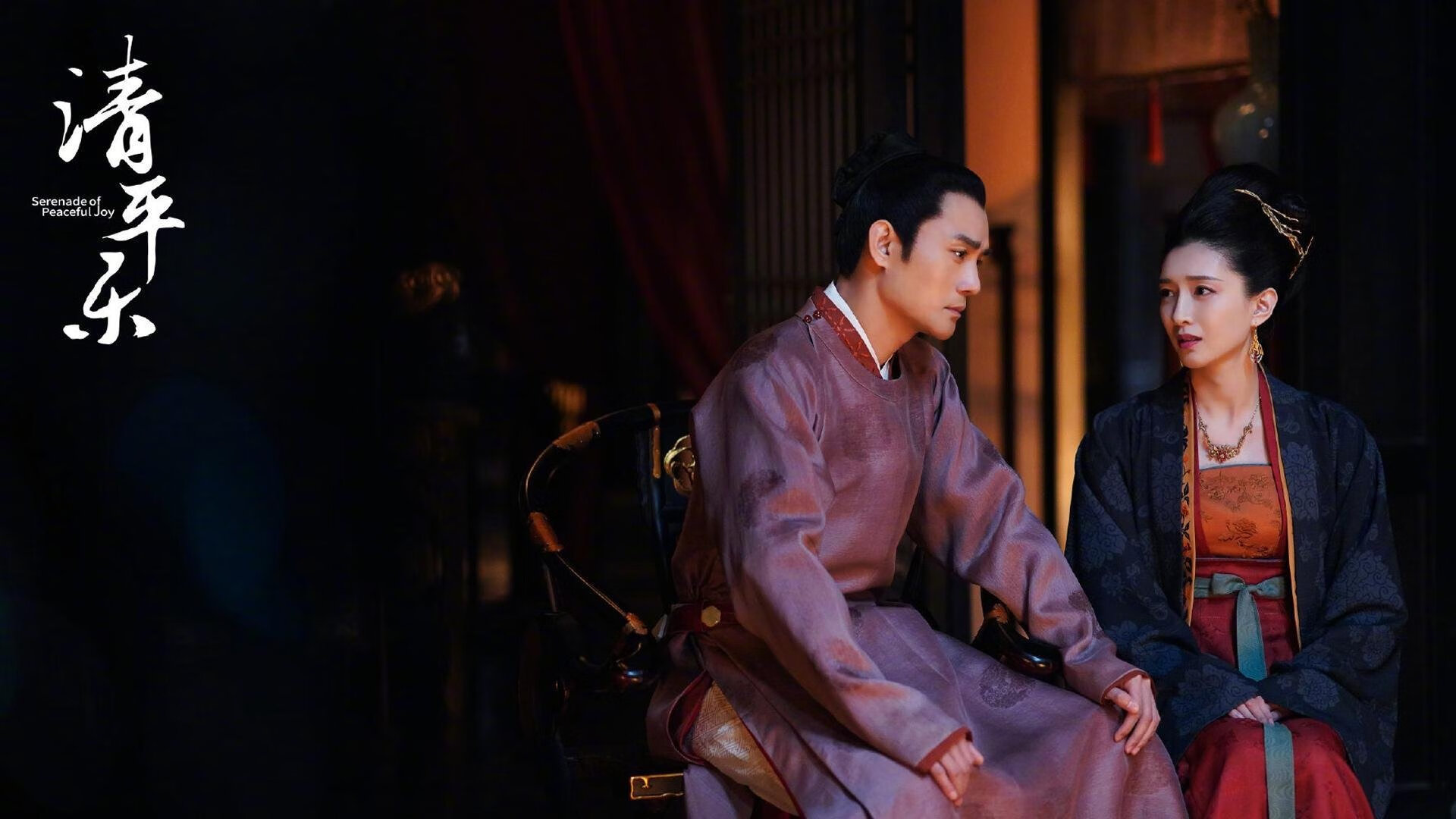 熊猫体育直播-“高新体育中心网球赛：选手突破极限，赛场紧张刺激”